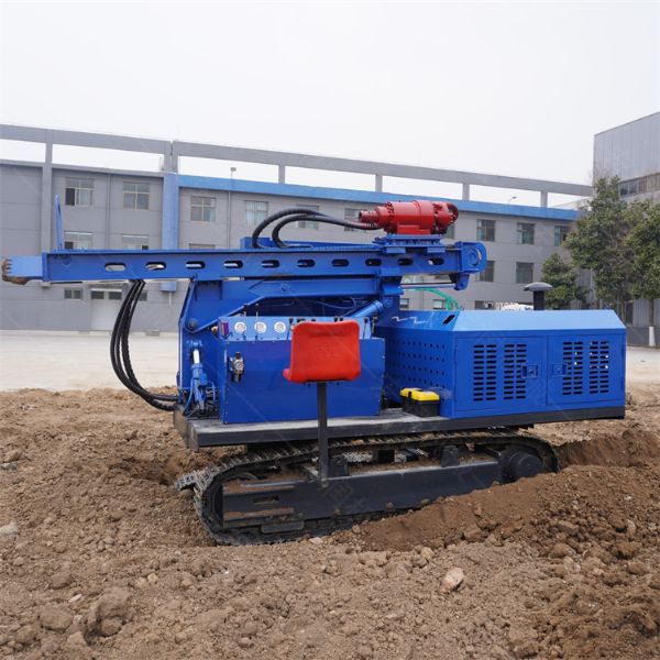 太陽能光伏電站打樁機(jī) 螺旋引孔新品展示