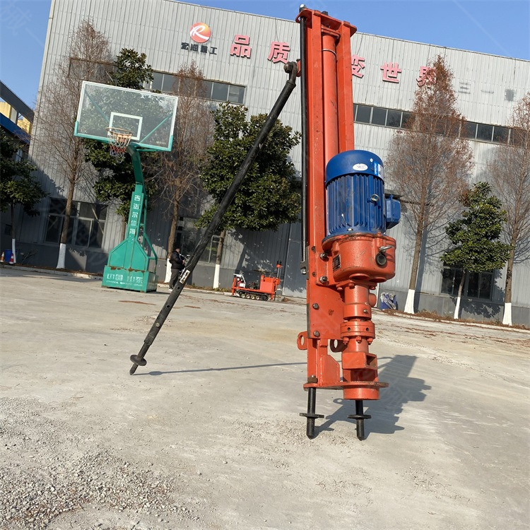 使用潛孔鉆機(jī)前的準(zhǔn)備工作有哪些?